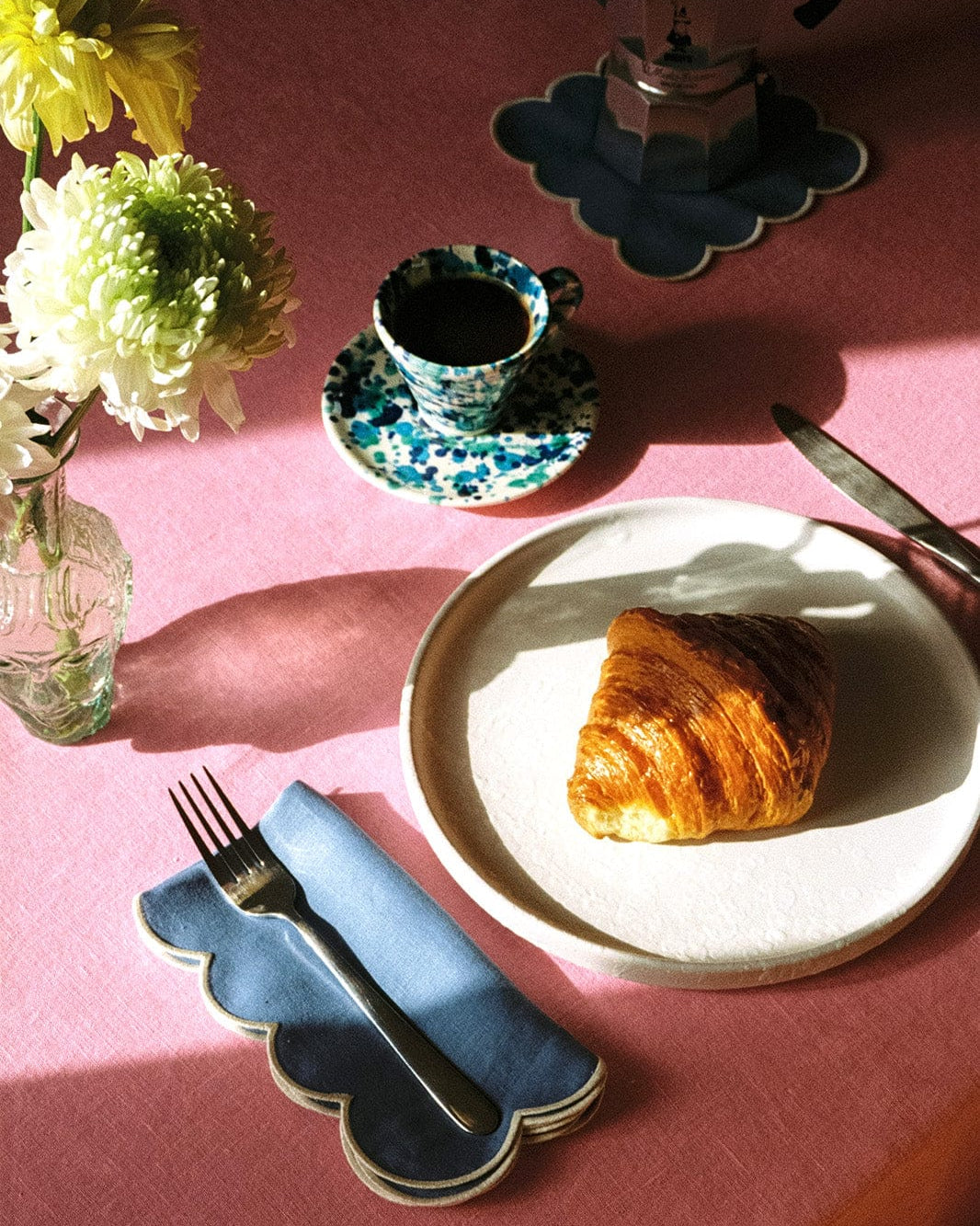 arkitaip Napkins Zero-Waste Scalloped Linen Napkins poppy blue - Set of 2