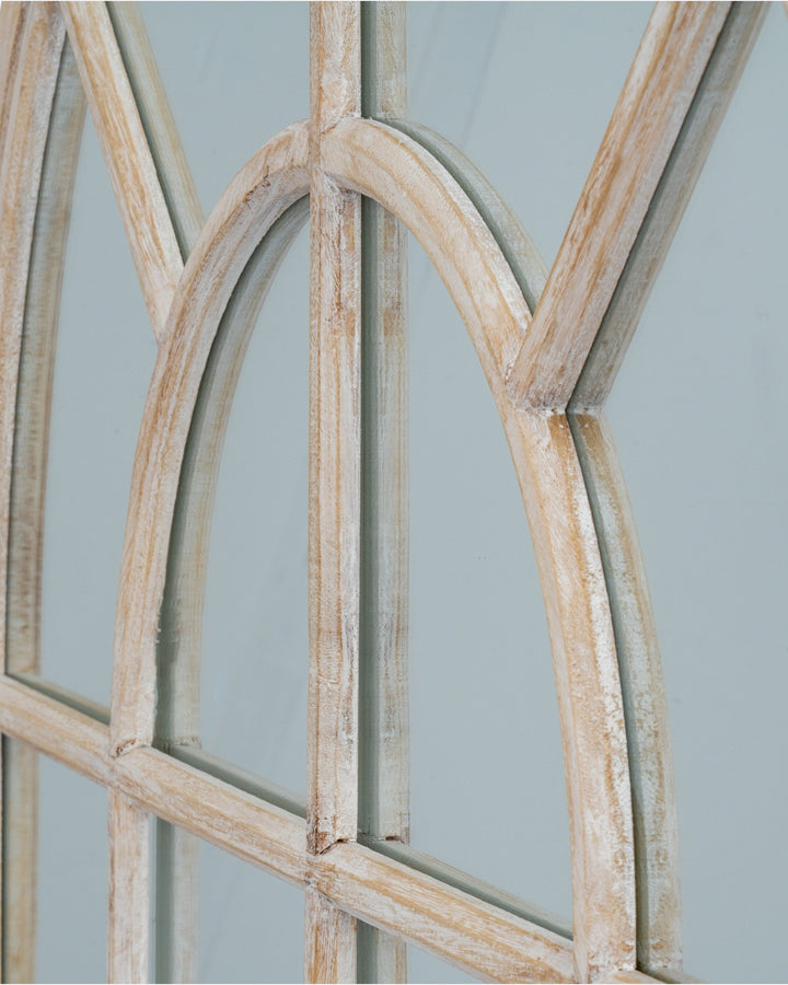 Wooden mirror frame close up 
