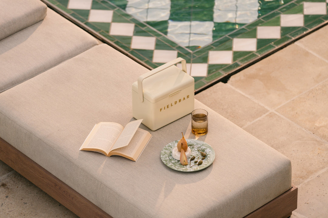 Mini Bar Drinks Cooler in Safari White