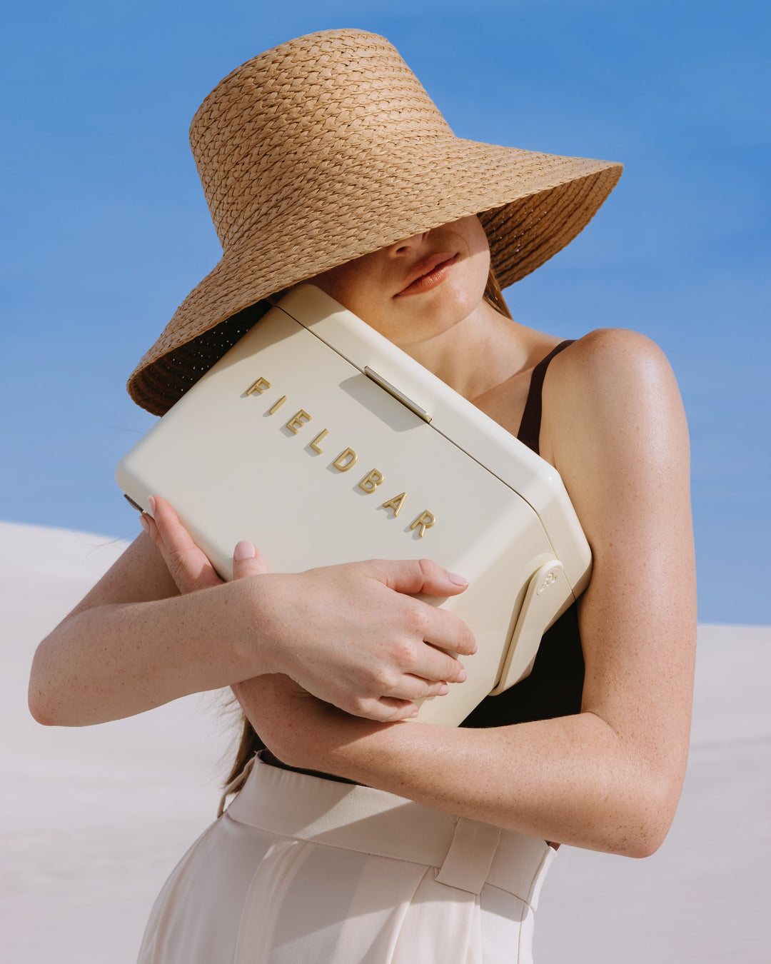 Mini Bar Drinks Cooler in Safari White